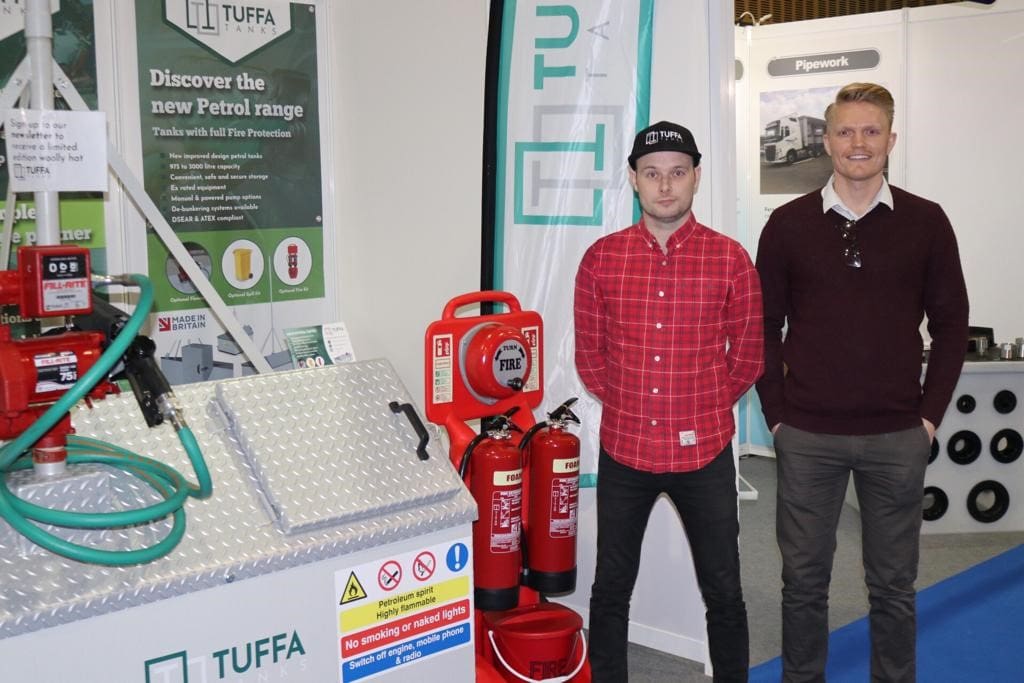 Tuffa APEA Live stand