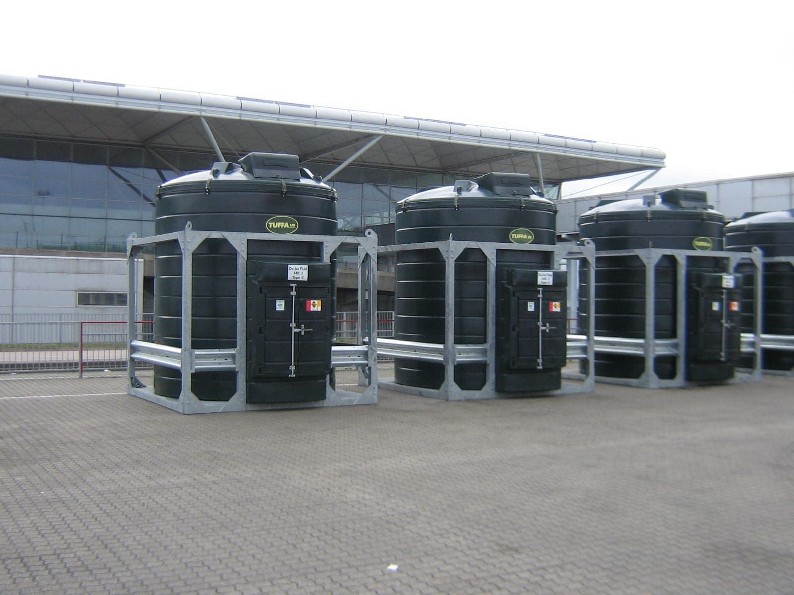 Airport deicer storage tanks